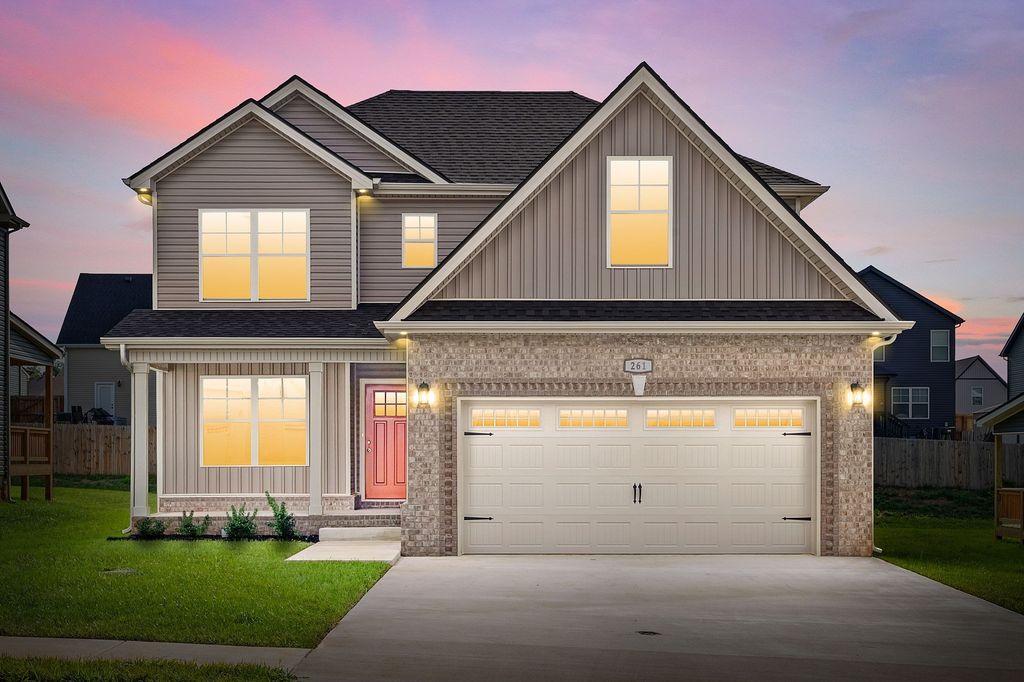 367 Cardinal Creek, Clarksville