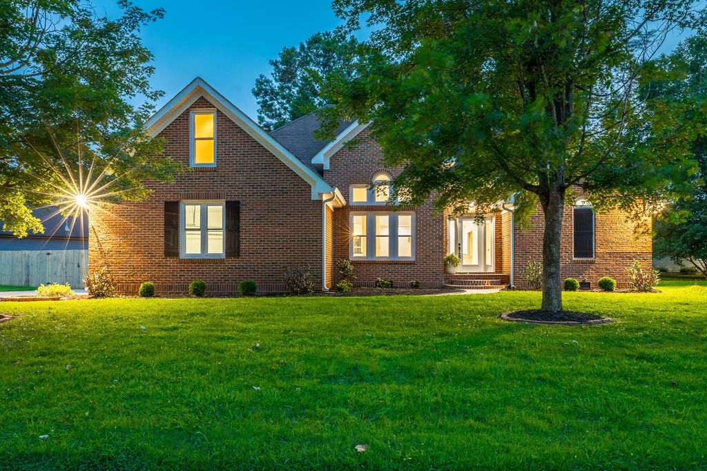 1618 Gunston Hall Road, Hixson