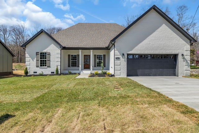 104 Stonebrook Dr, Shelbyville