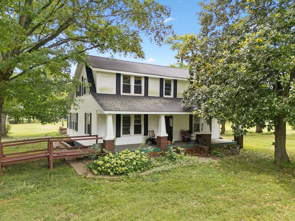 350 Port Royal Rd, Clarksville