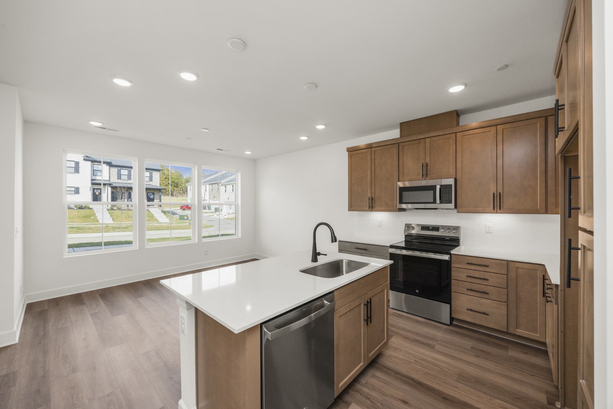 Photo of Listing #3150008