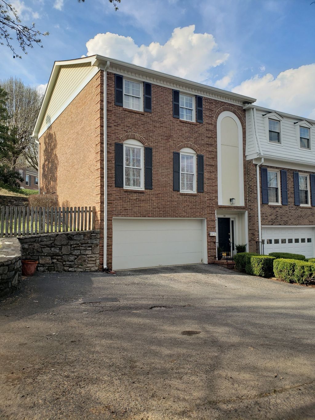 101 Jefferson Sq, Nashville