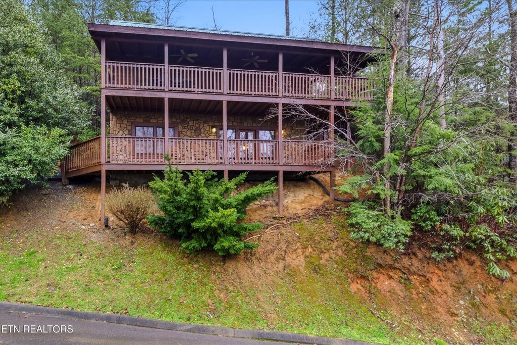640 Cub Path Way, Gatlinburg