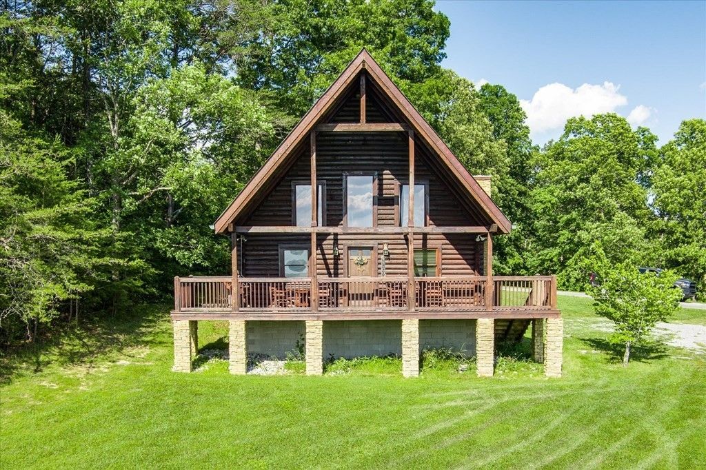 101 Meadow View Lane, Spencer