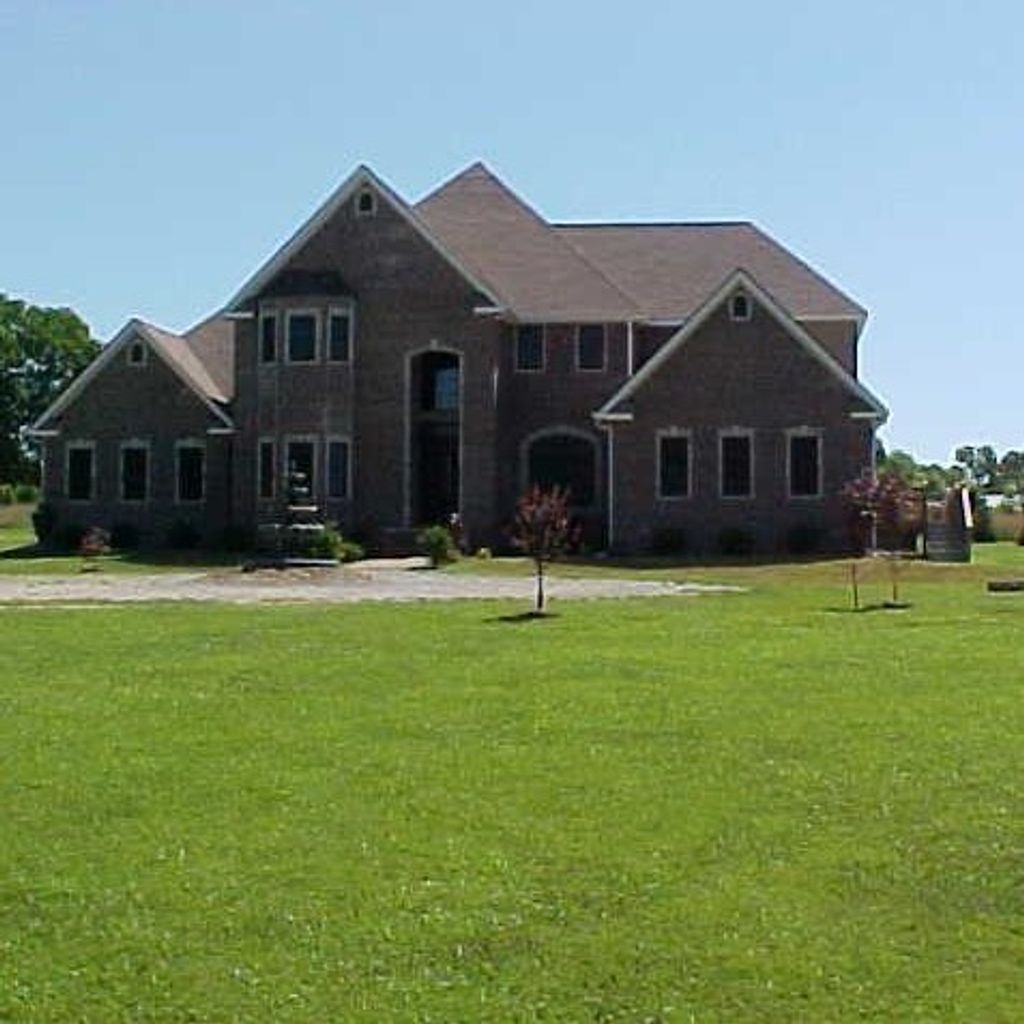 236 Tims Ford Dr, Winchester