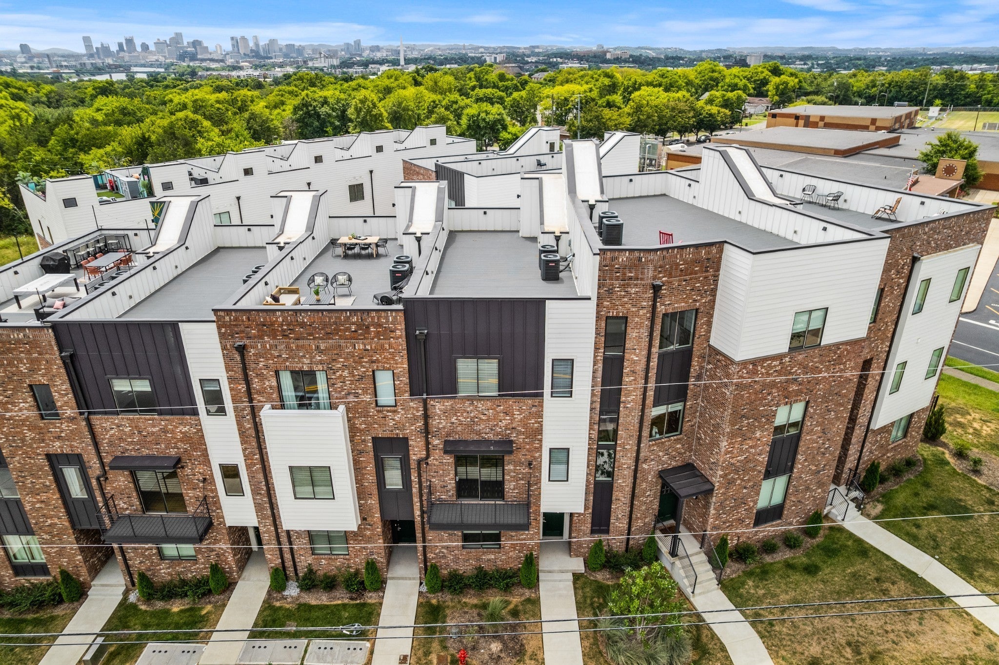 Photo of Listing #3152581