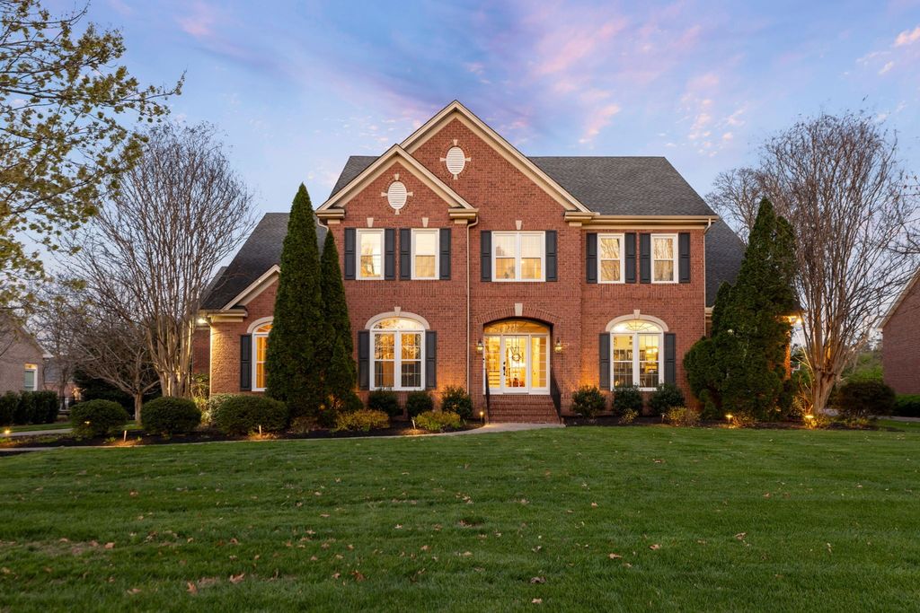 244 Gillette Dr, Franklin