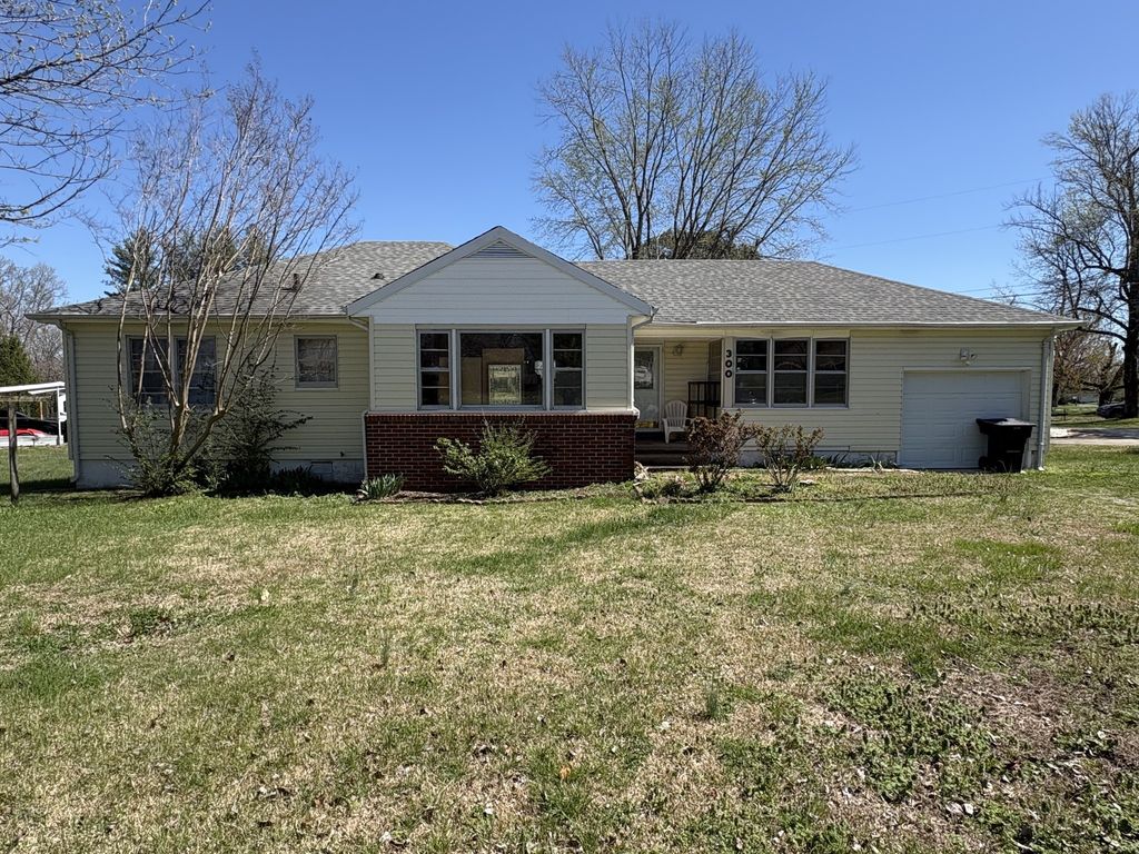 300 Yeager St, Tullahoma