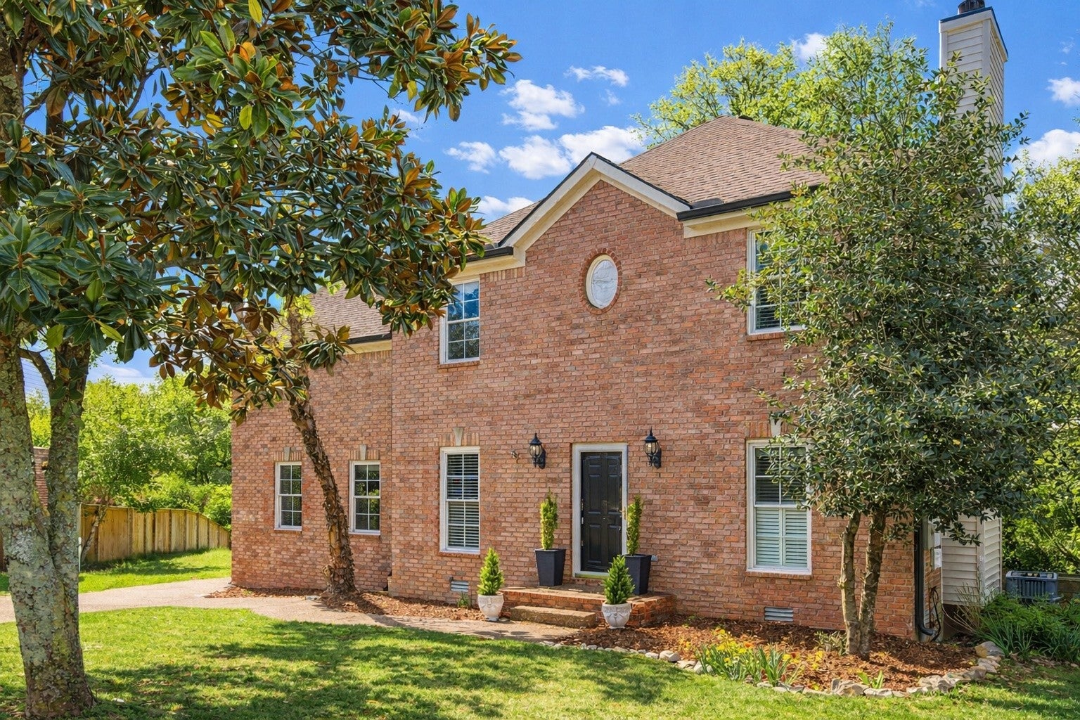 Photo of Listing #3152877