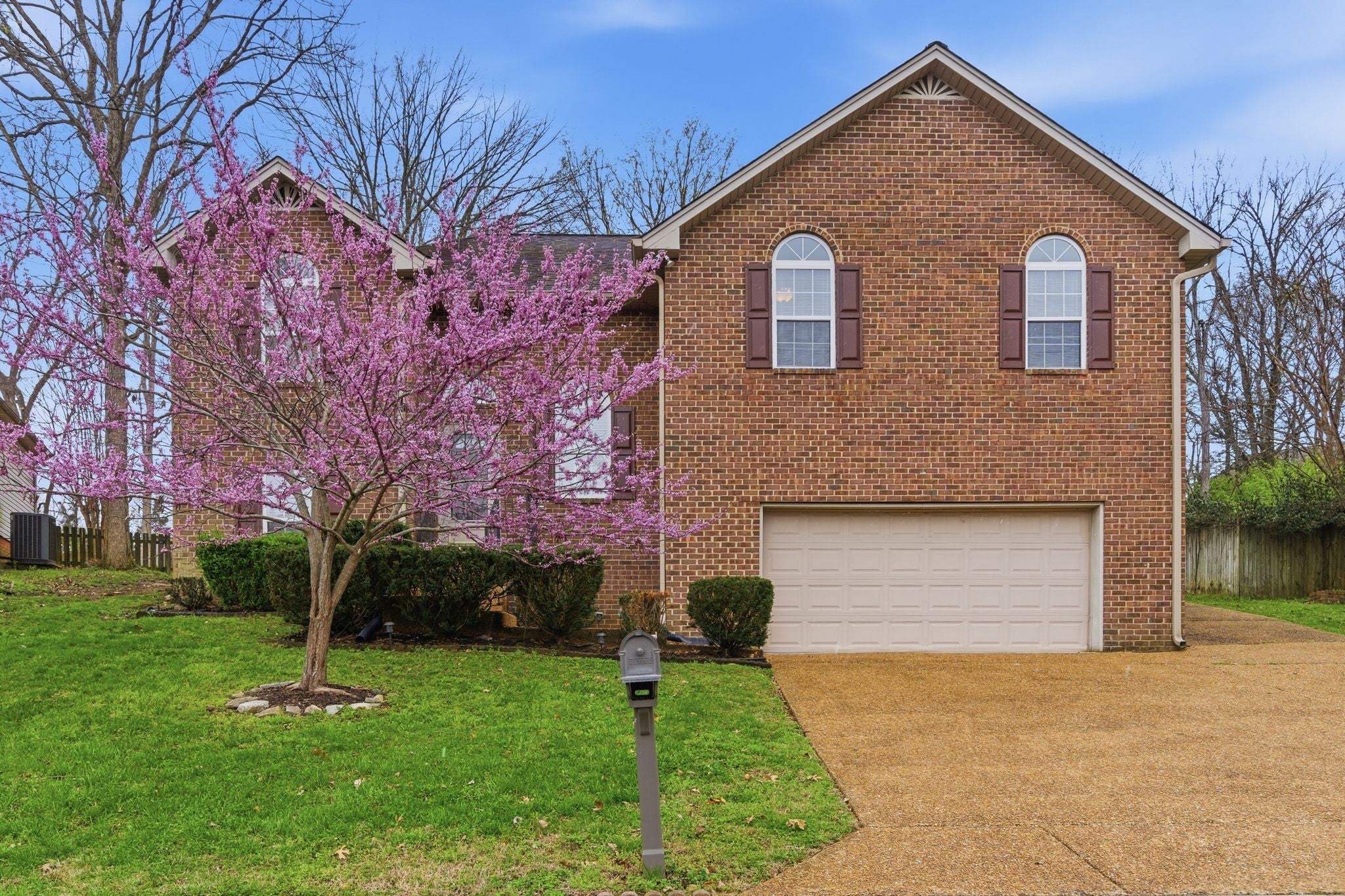 Photo of Listing #3152903