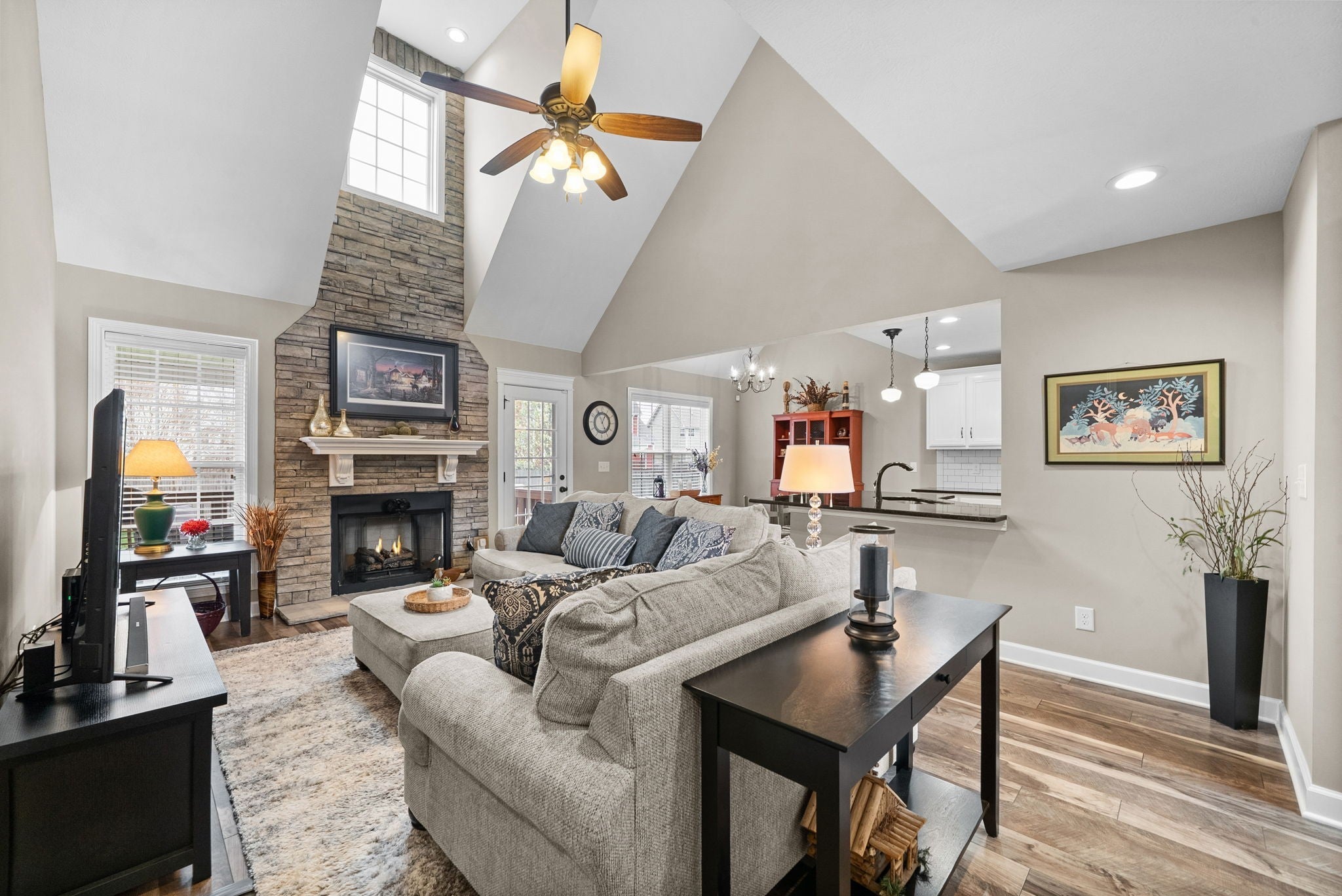 Photo of Listing #3152938