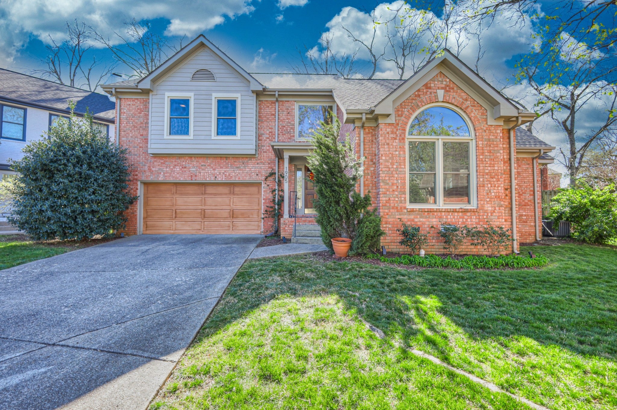 Photo of Listing #3152968