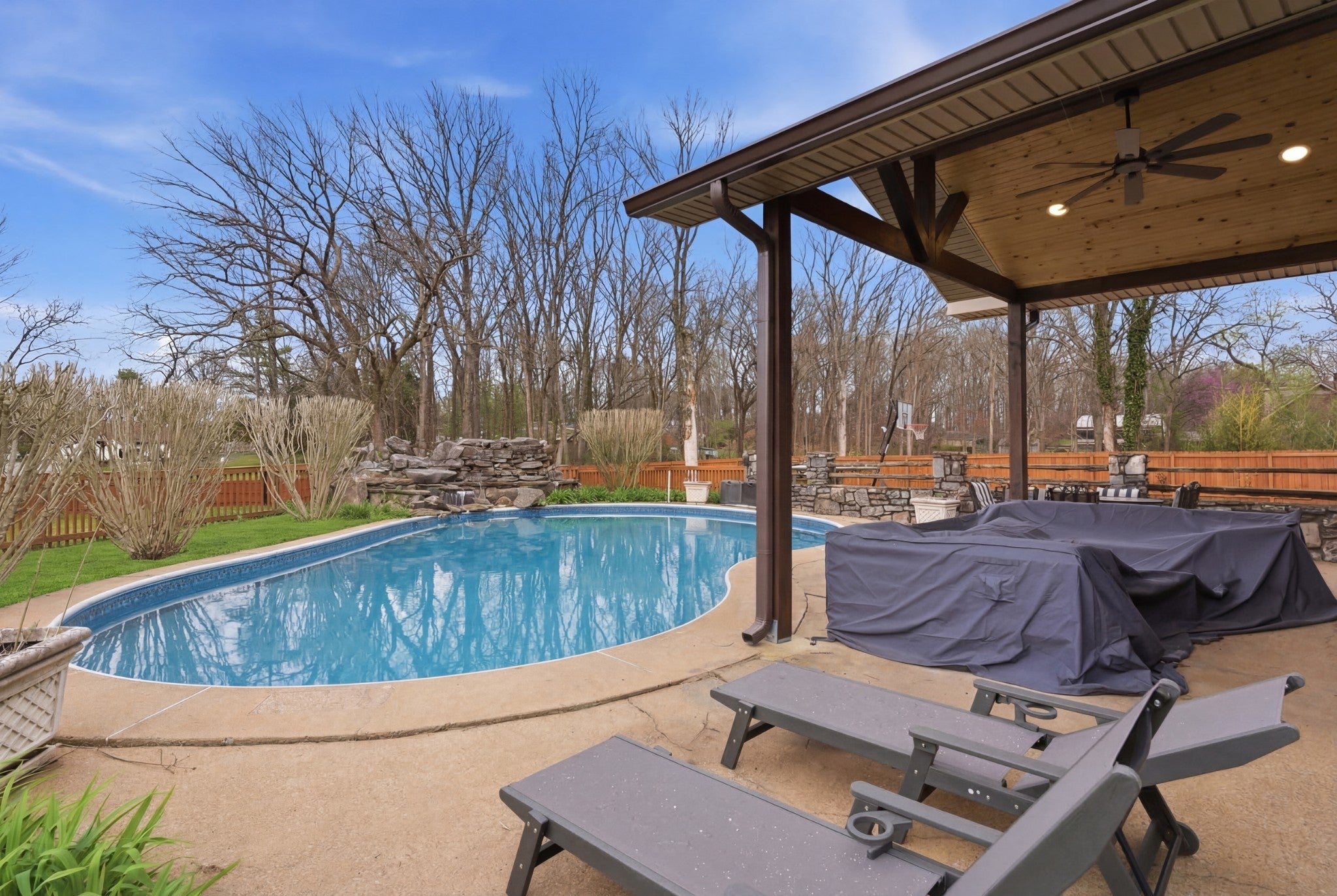 Photo of Listing #3153061