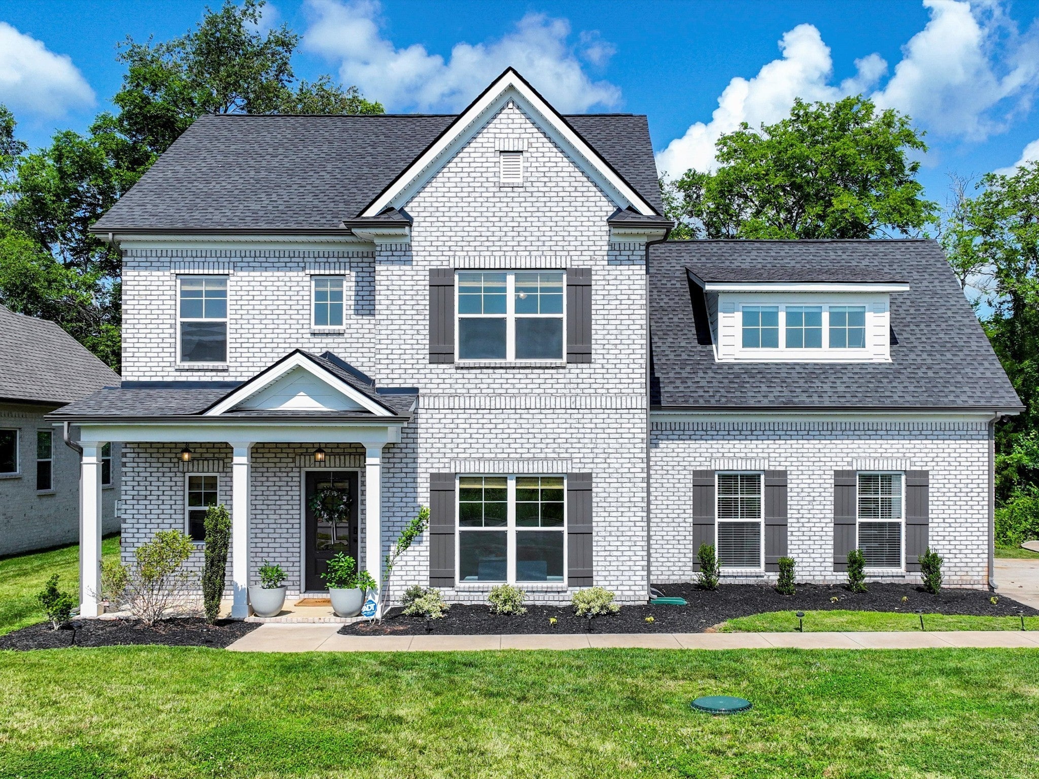 Photo of Listing #3153269