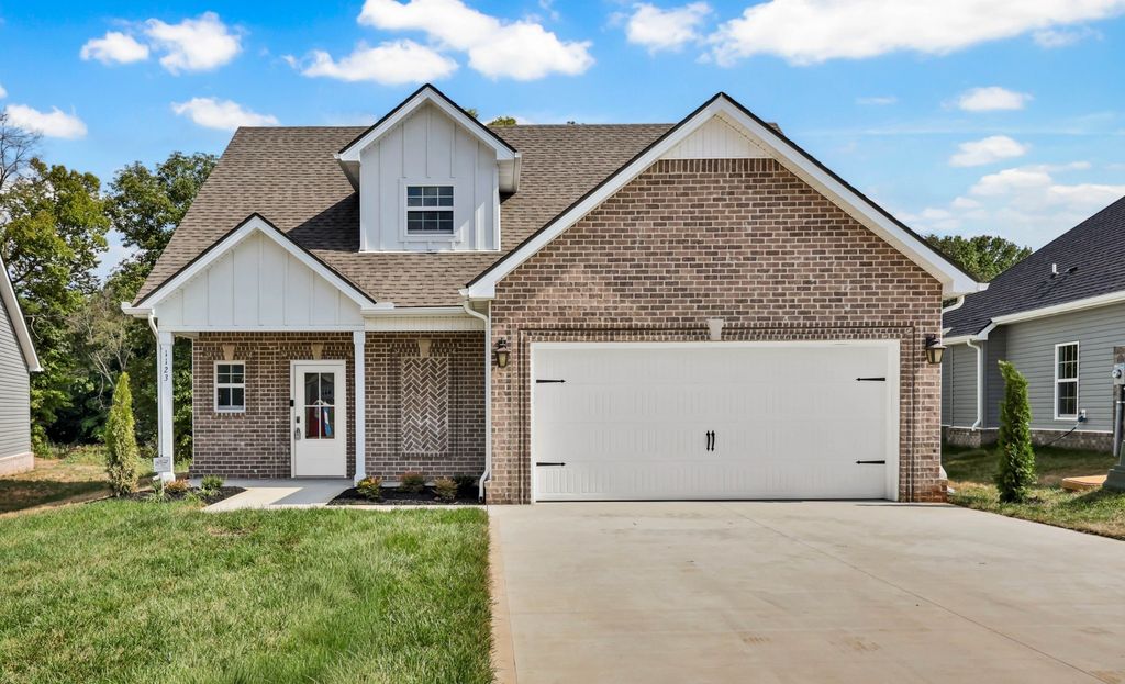 1123 Mourning Cloak Dr, Clarksville