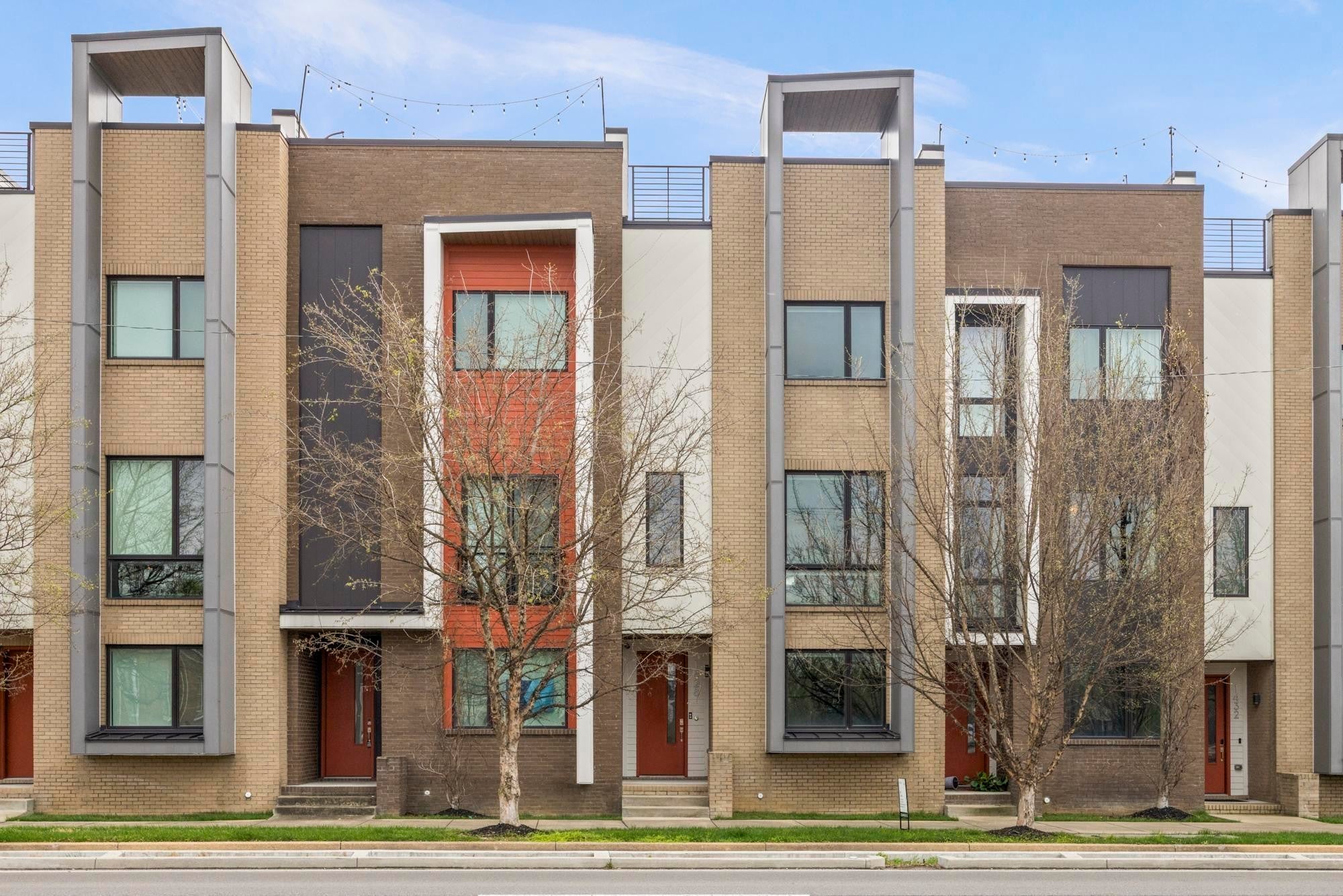 Photo of Listing #3155138