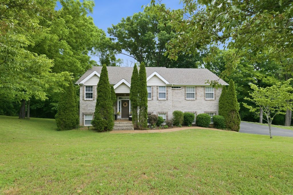 529 Katelyn Dr S, Spring Hill