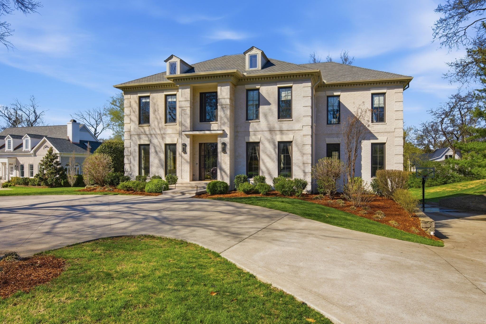 Photo of Listing #3155440