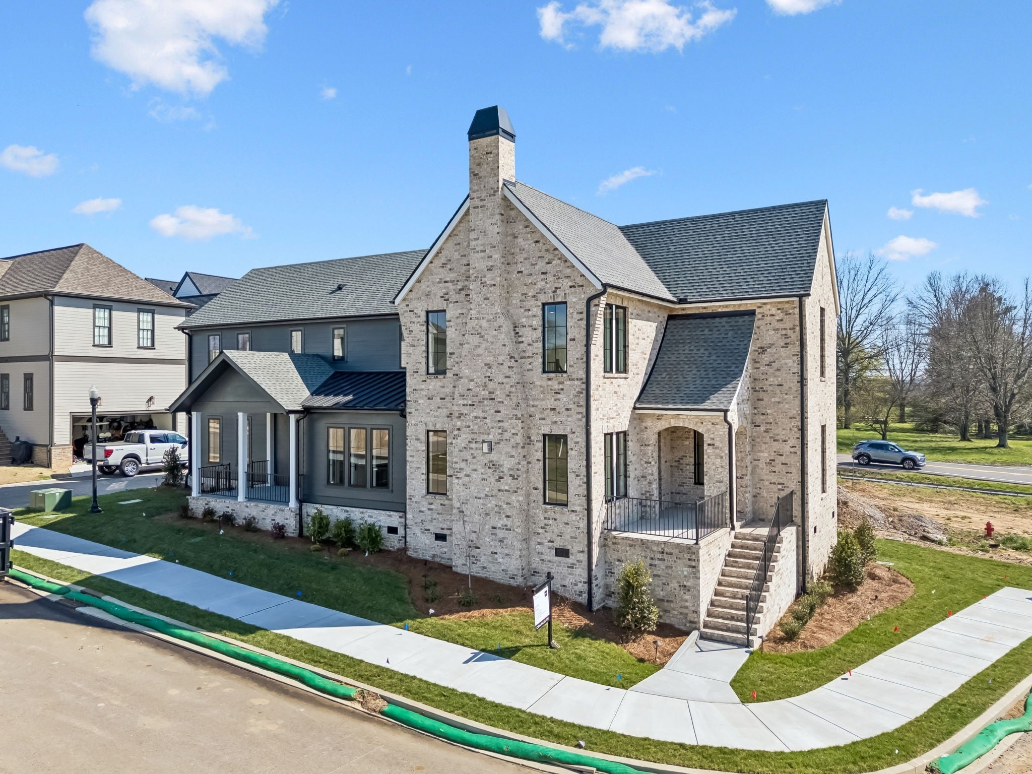 Photo of Listing #3155519