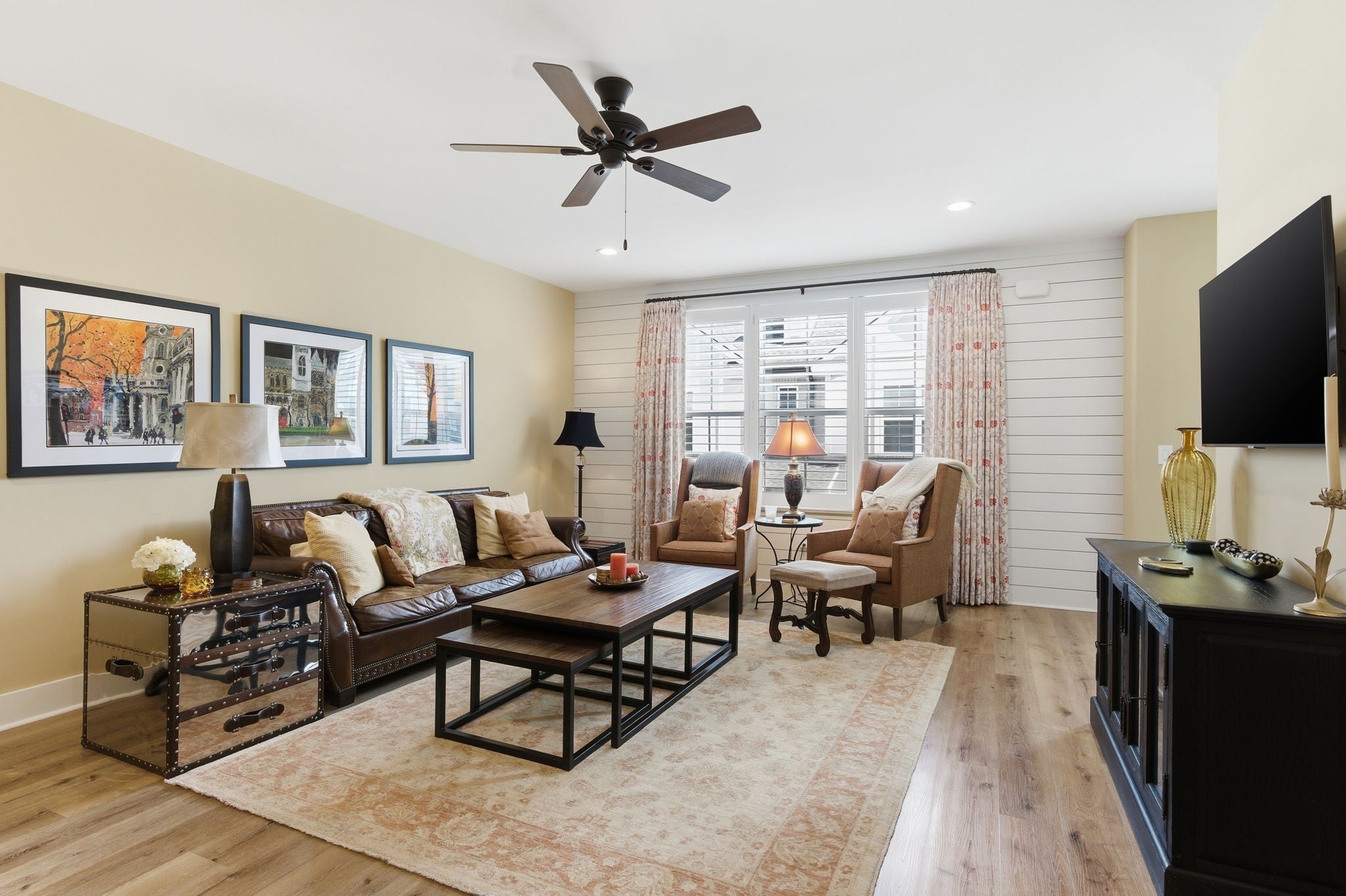 Photo of Listing #3155543