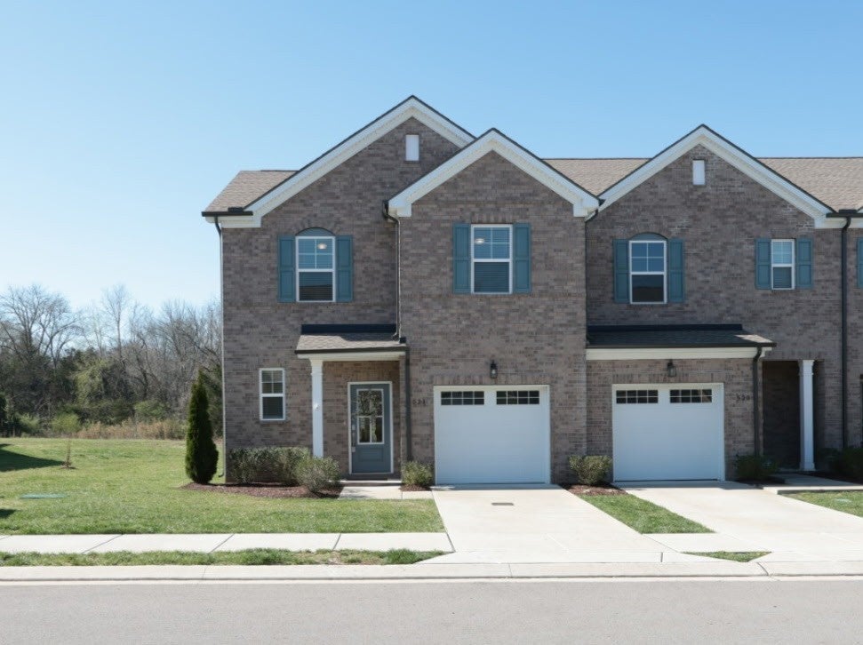 Photo of Listing #3155551