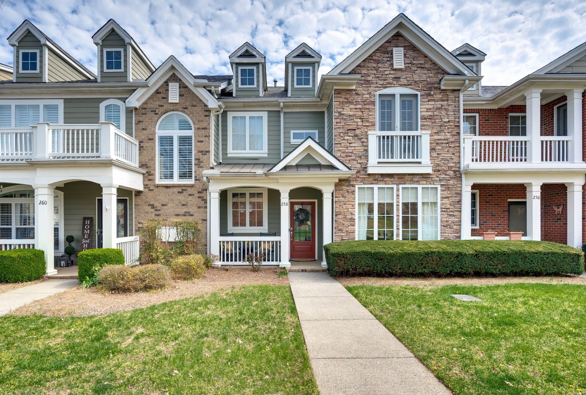 Photo of Listing #3155626