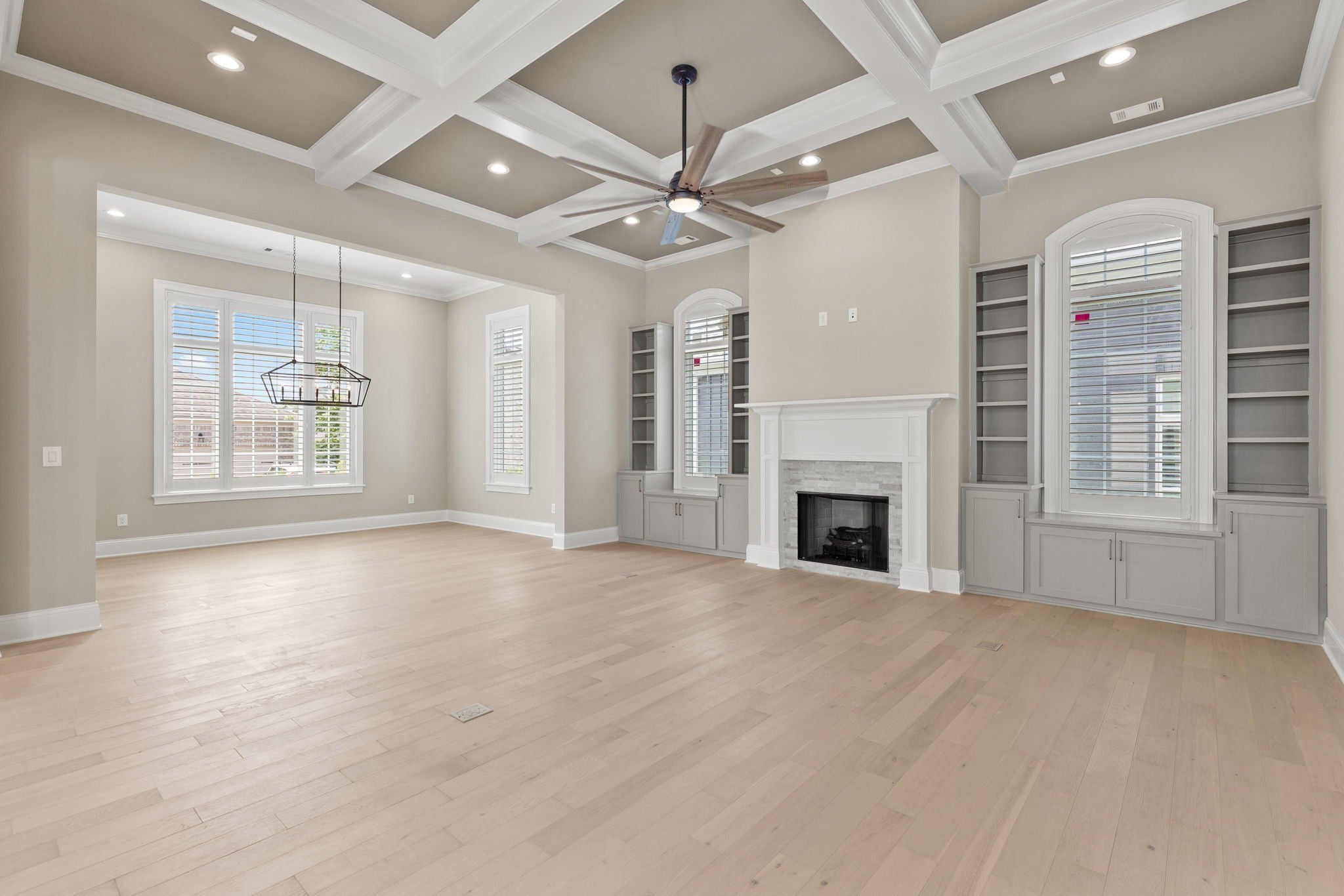 Photo of Listing #3155678