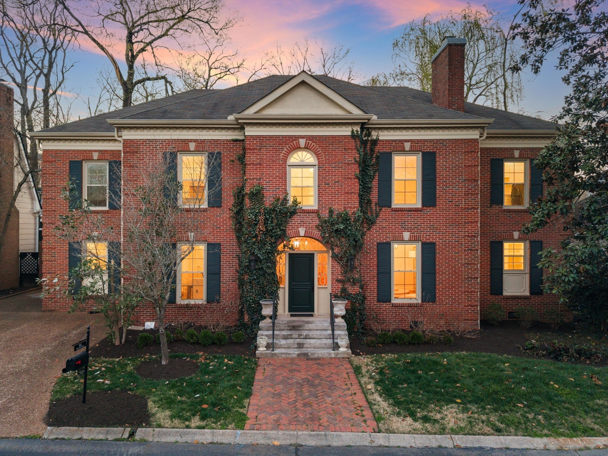 Photo of Listing #3155683