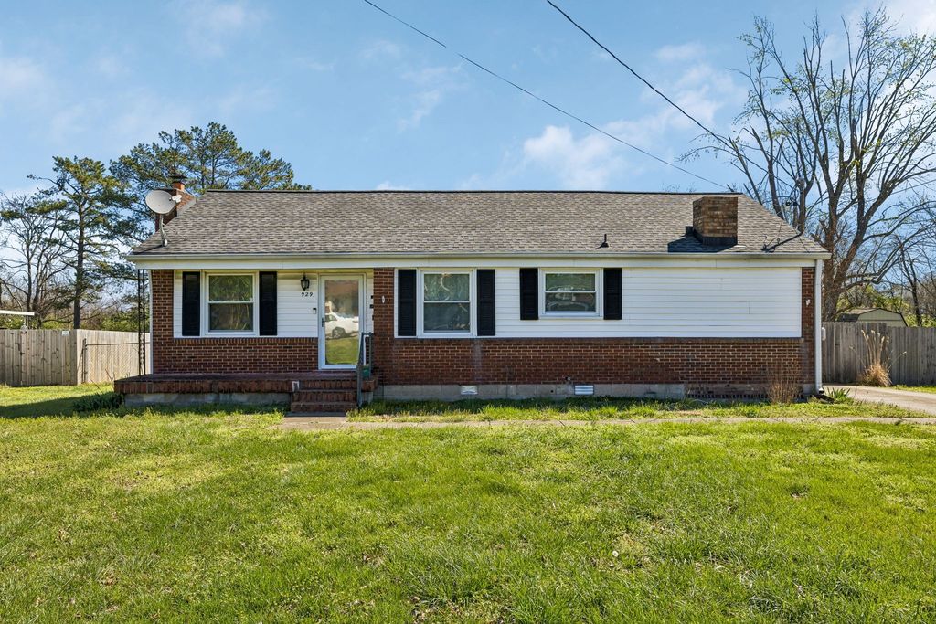 929 Lemont Dr, Nashville