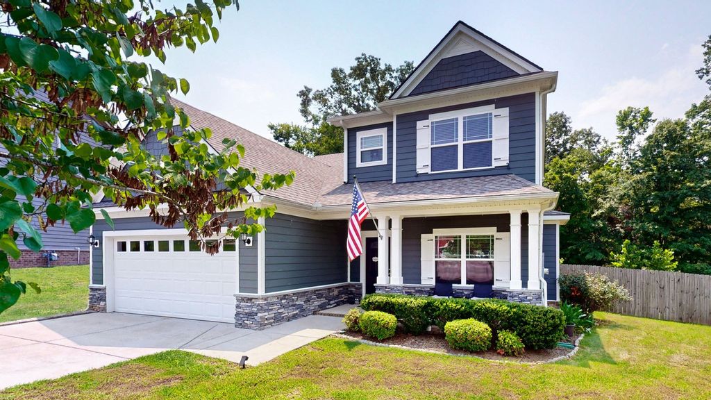 2003 Case Way, Fairview