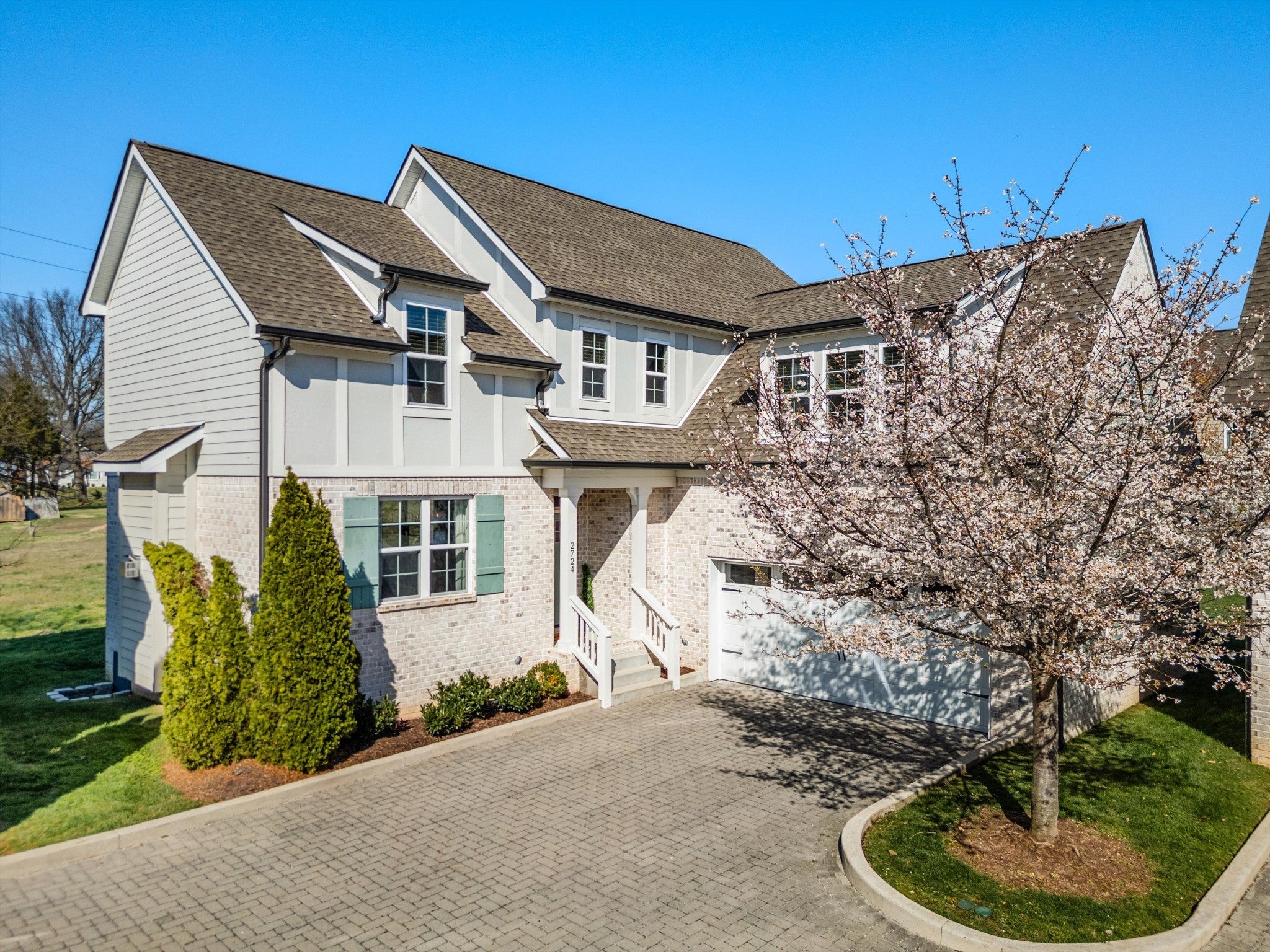 Photo of Listing #3155857