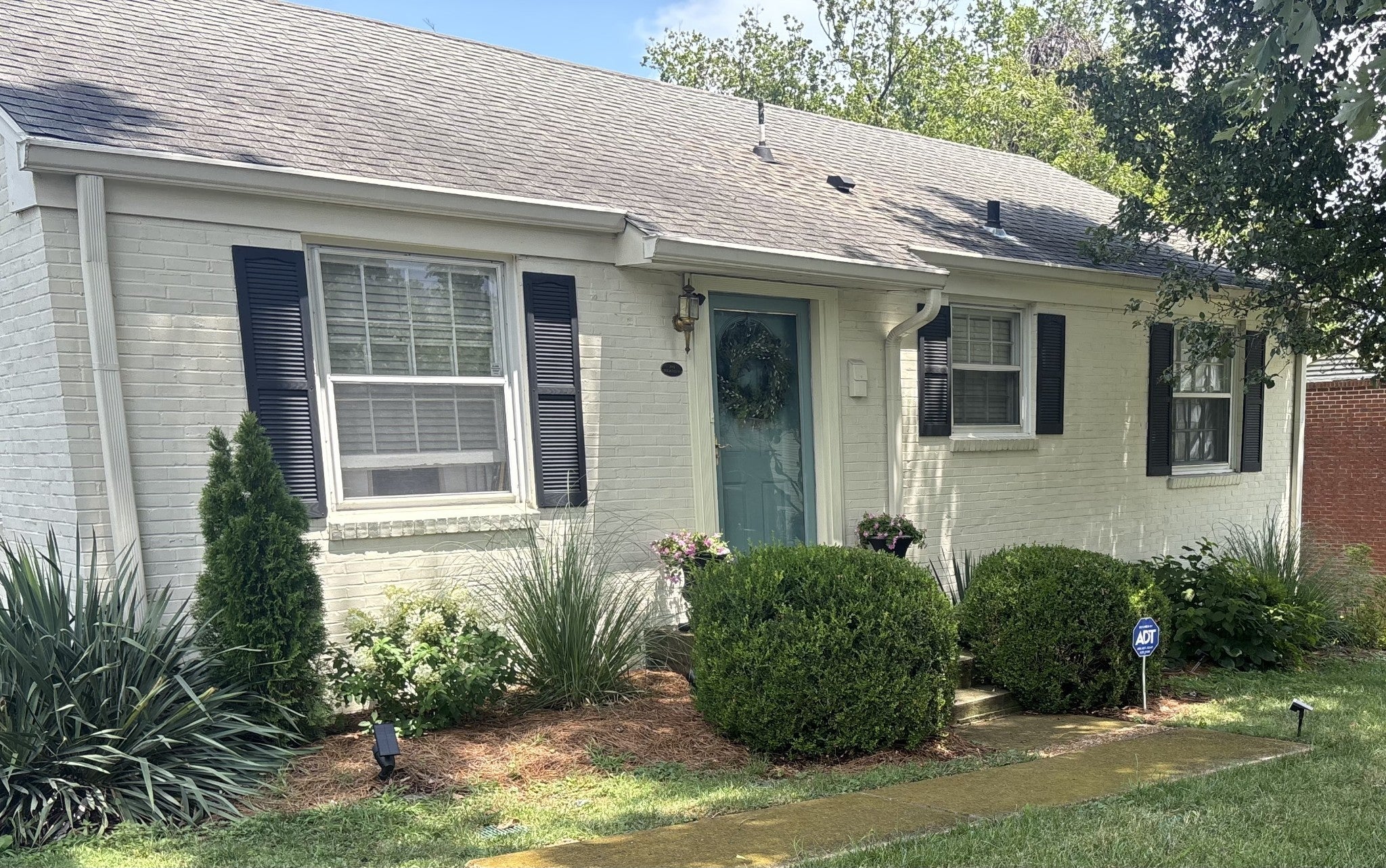 Photo of Listing #3155917