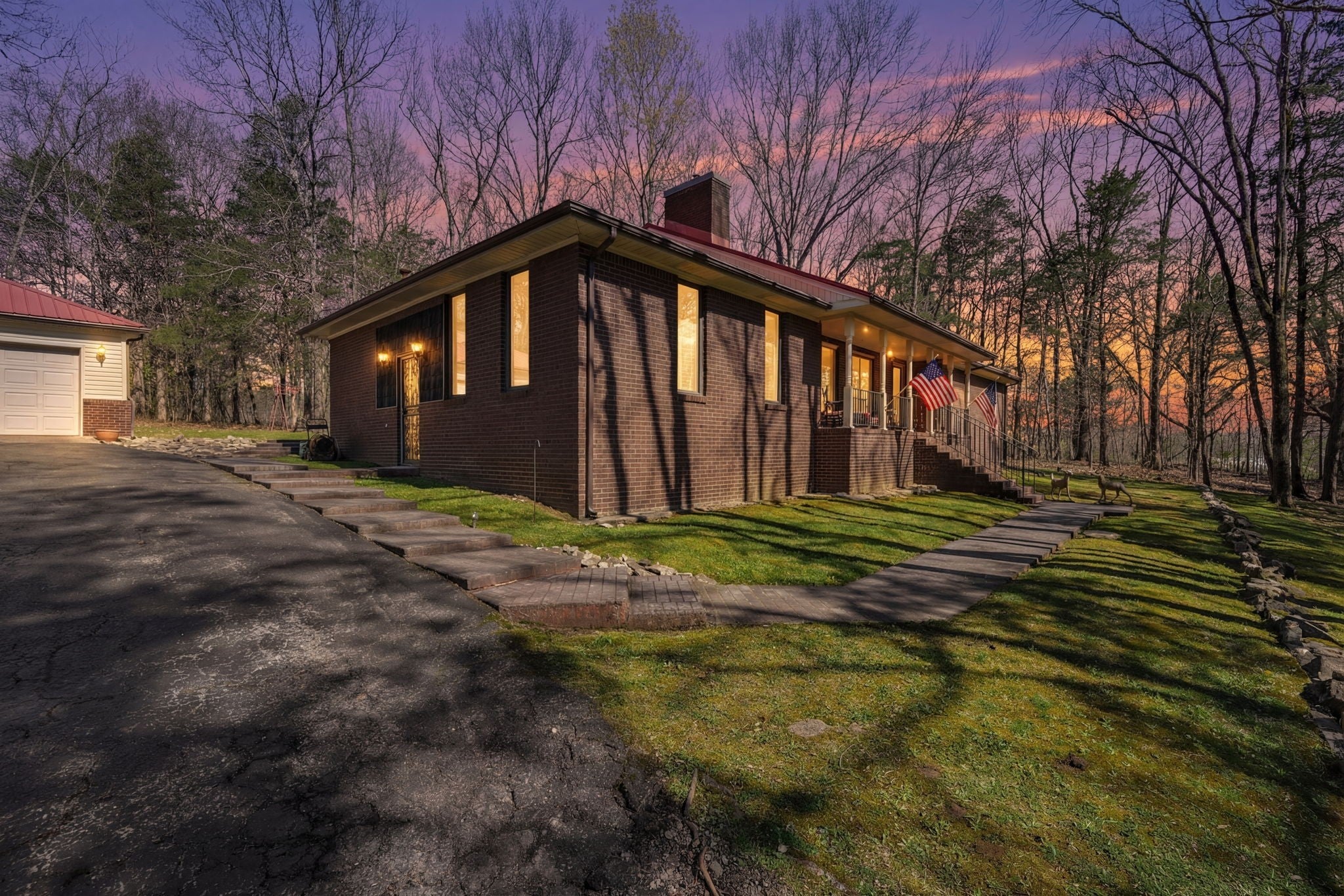 Photo of Listing #3156147