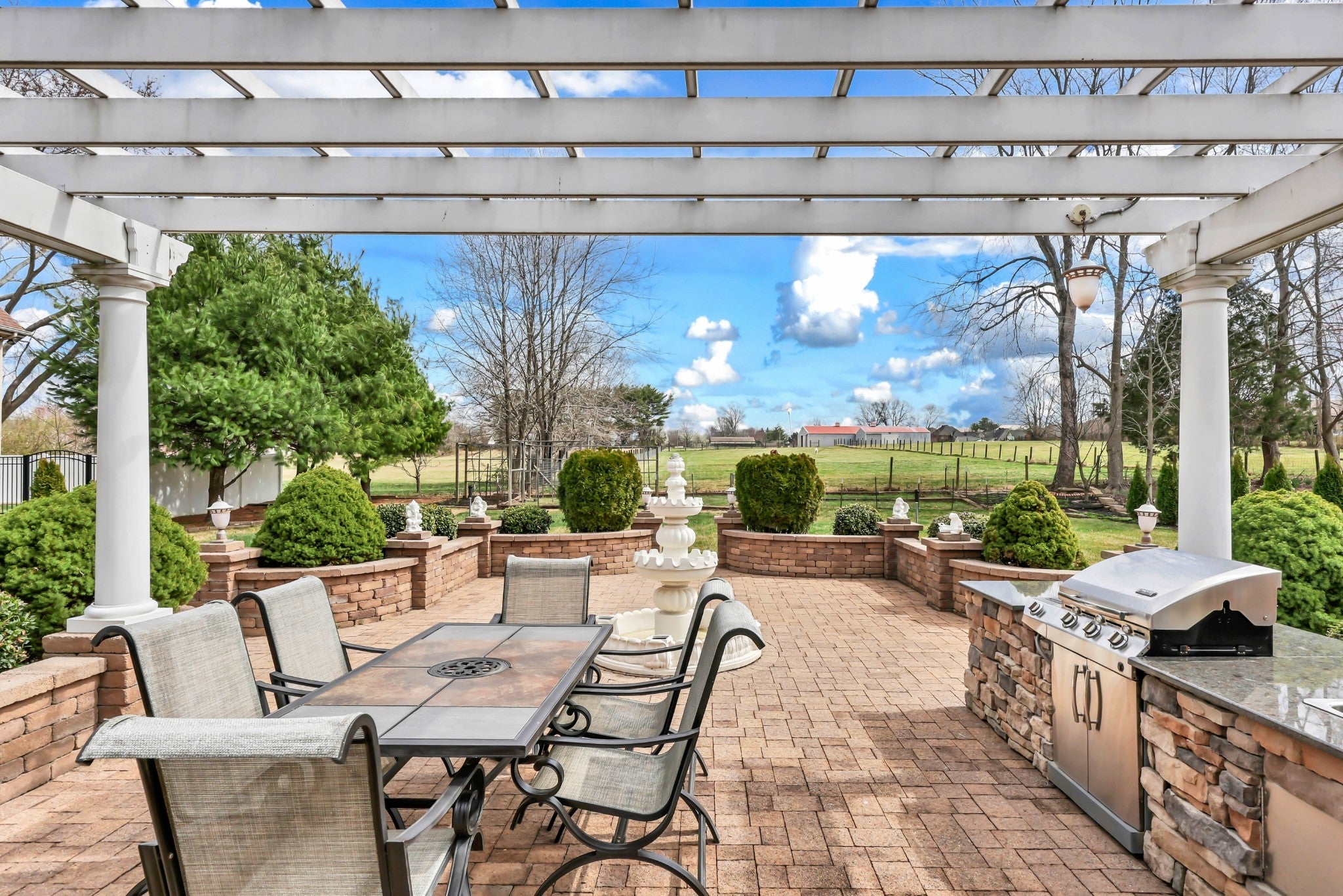 Photo of Listing #3156283