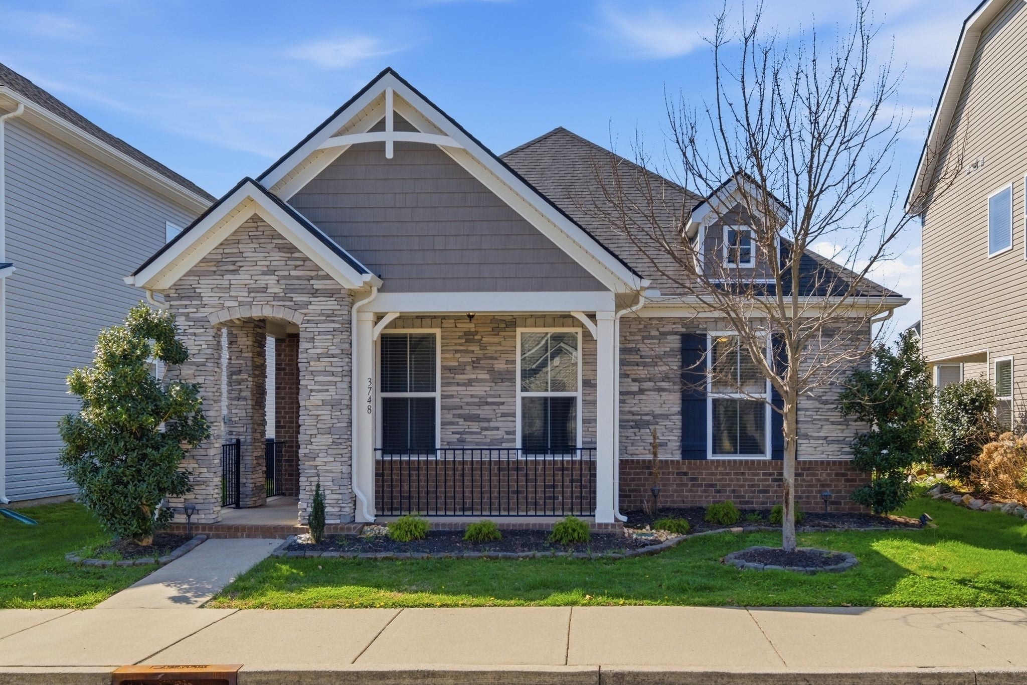 Photo of Listing #3156347