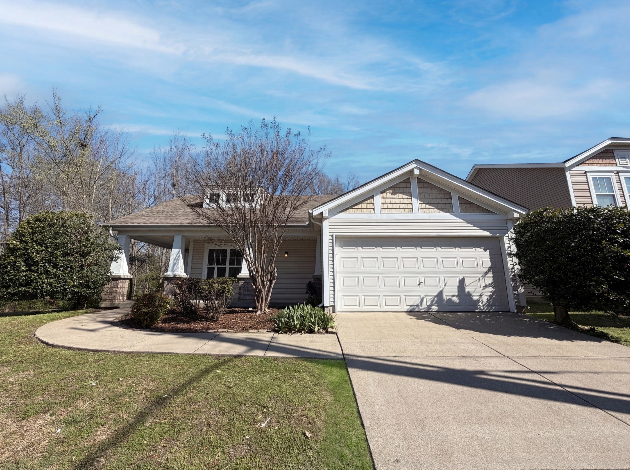 Photo of Listing #3156367