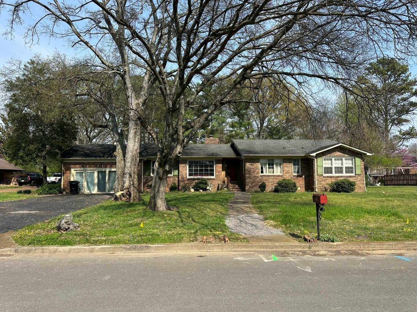 Photo of Listing #3156398