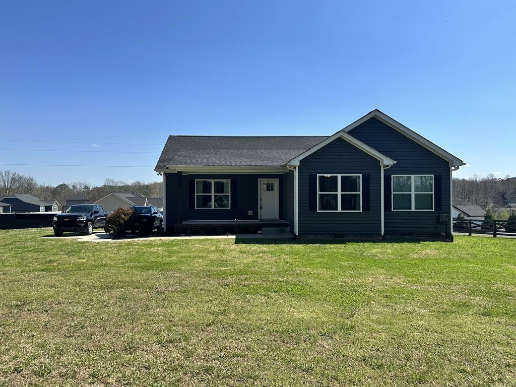 1016 Northside Dr, Dickson