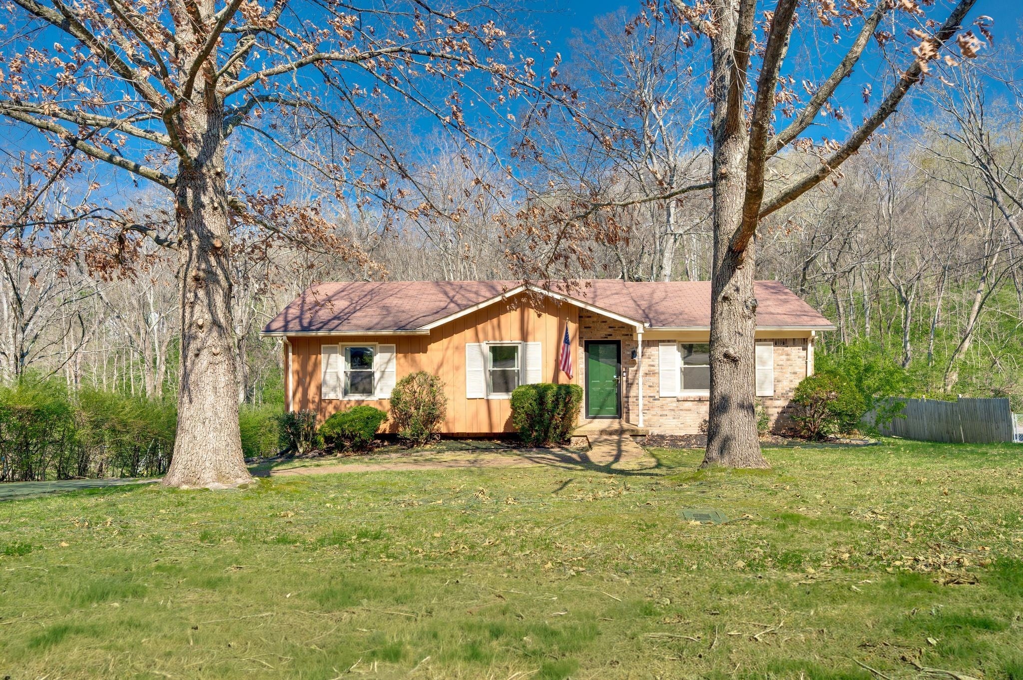 Photo of Listing #3156482