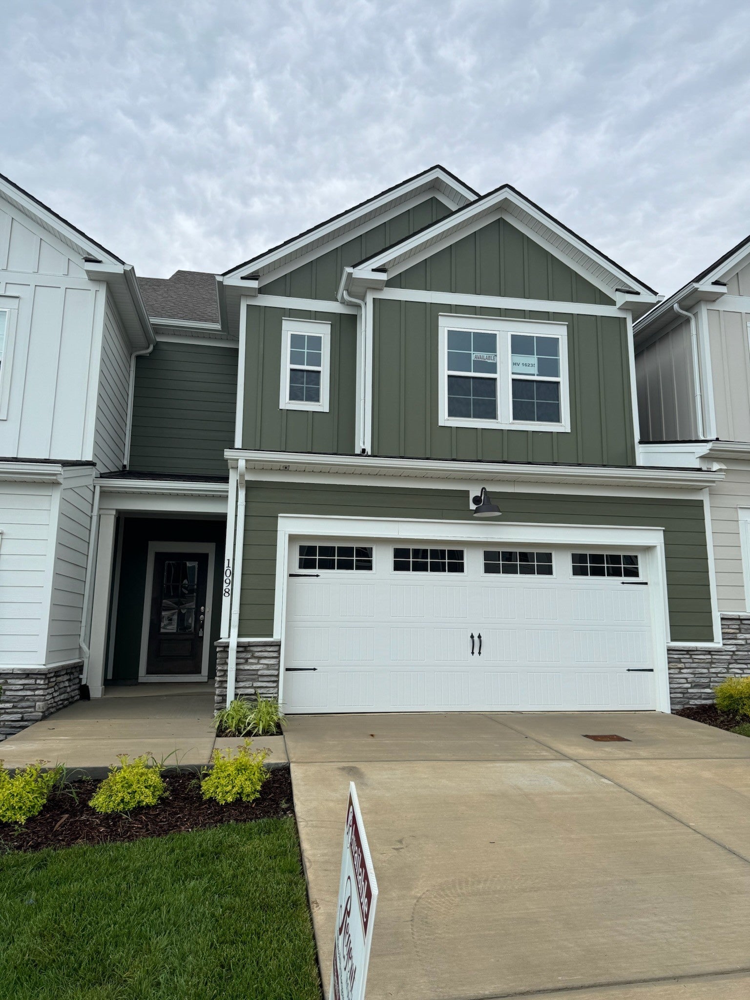 Photo of Listing #3158498