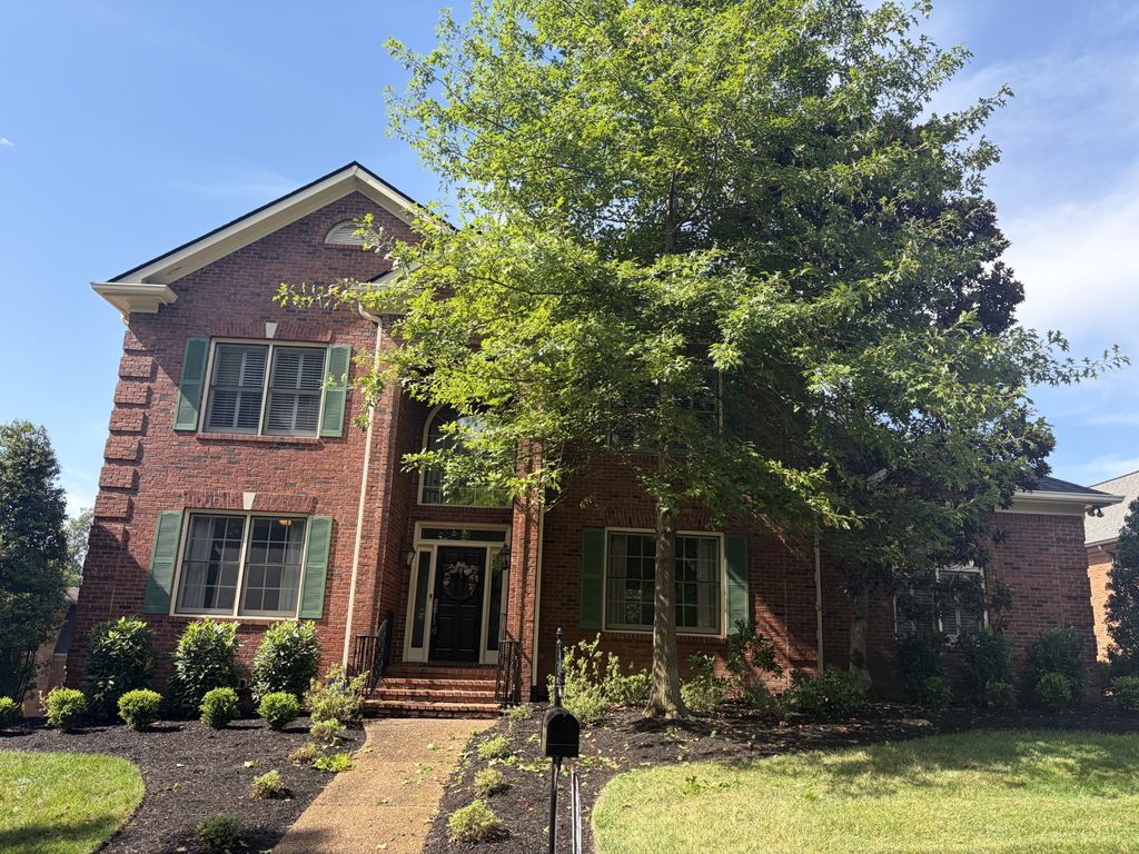 106 Hidden Pt, Hendersonville