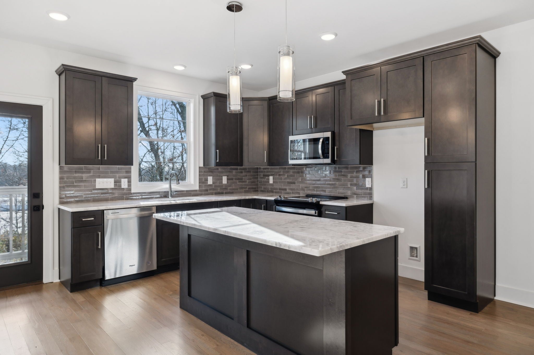 Photo of Listing #3158666