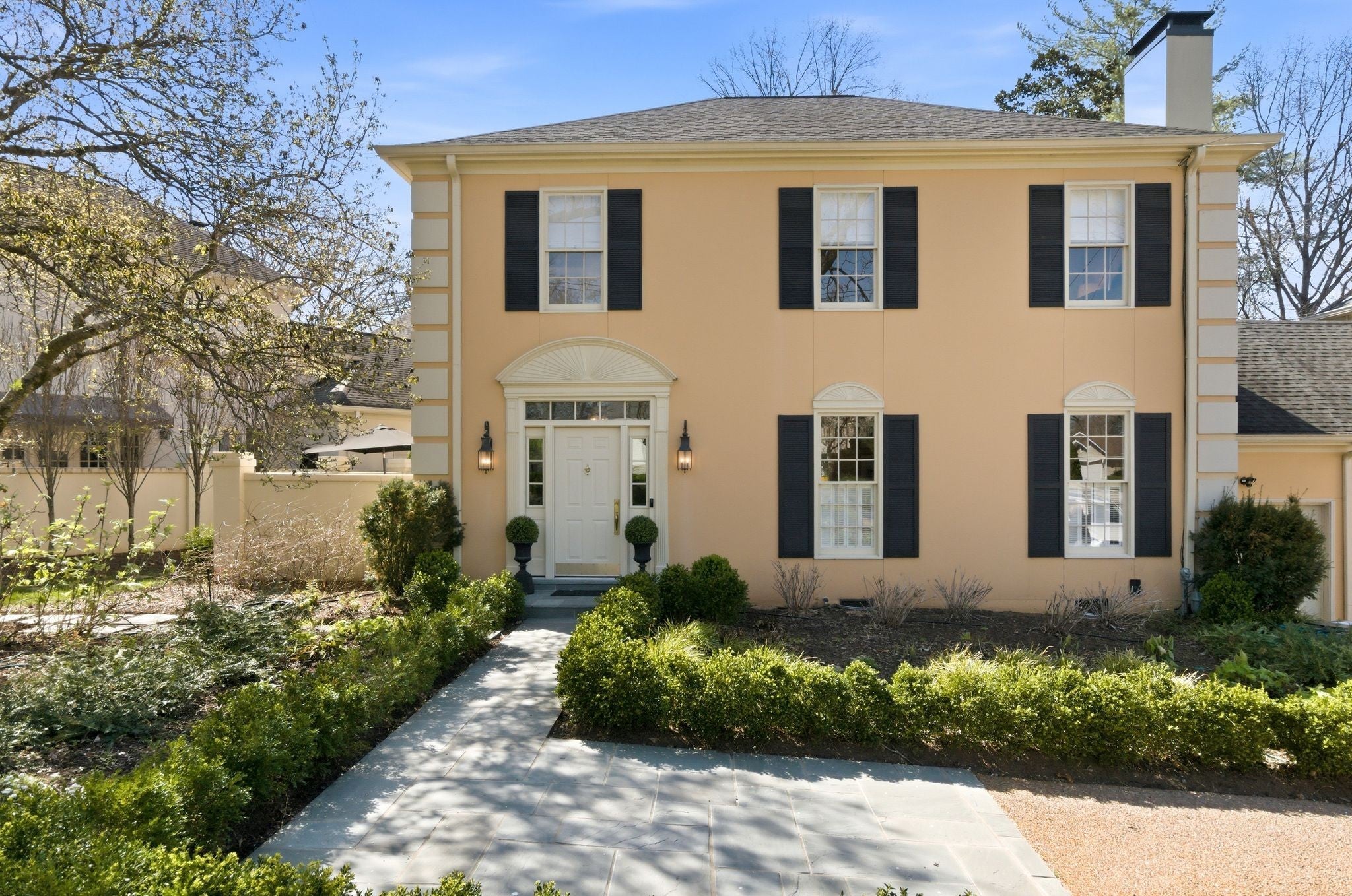 Photo of Listing #3158842