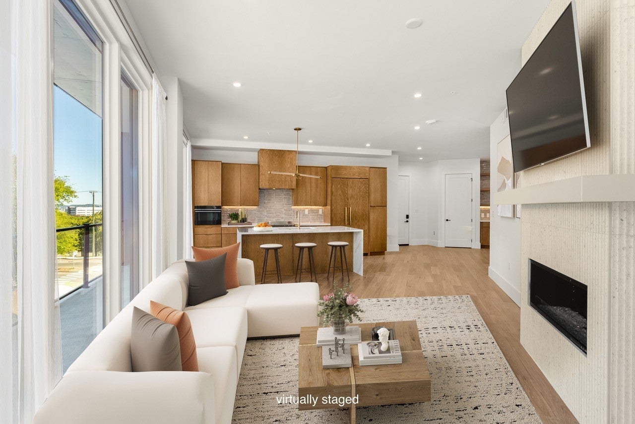 Photo of Listing #3158885