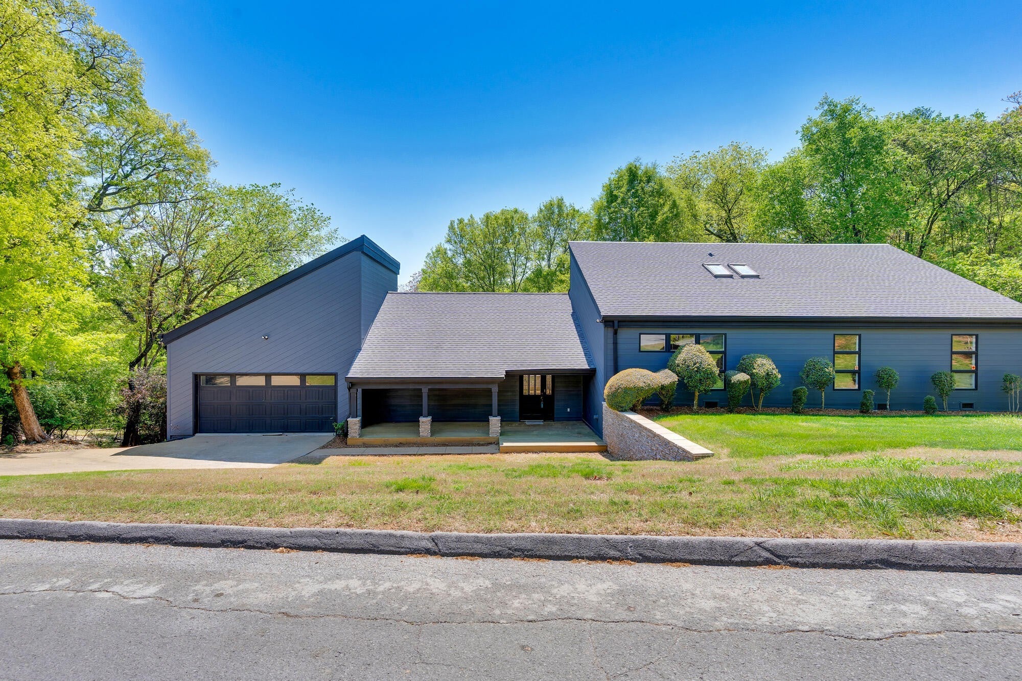 Photo of Listing #3158909