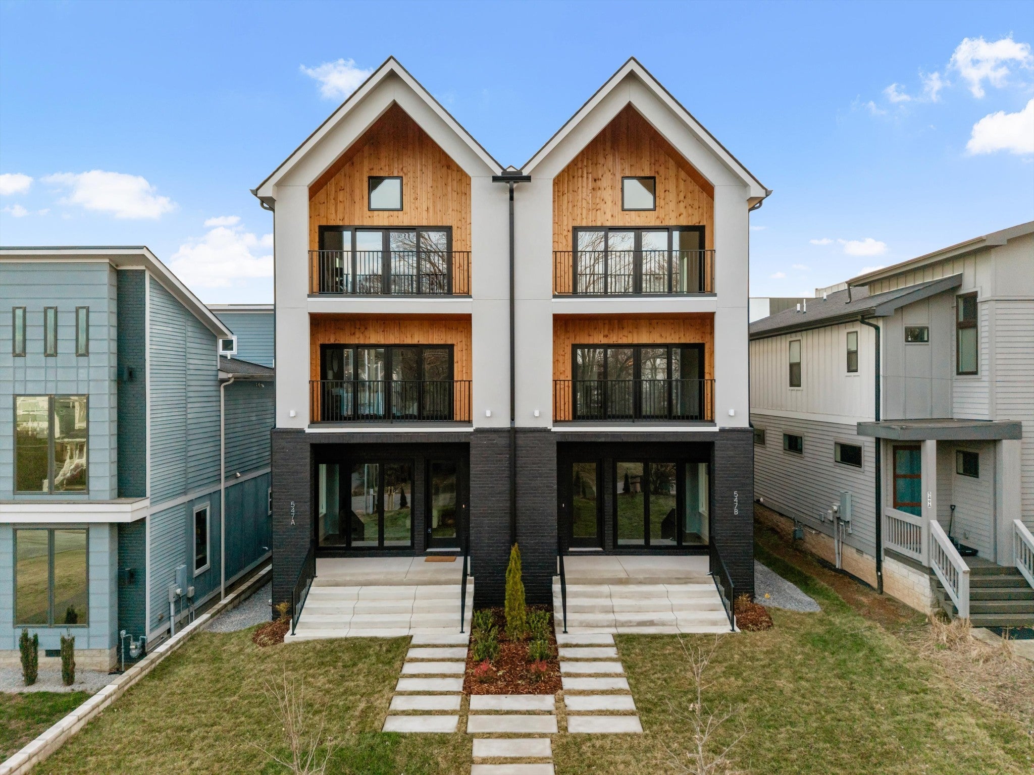 Photo of Listing #3159403