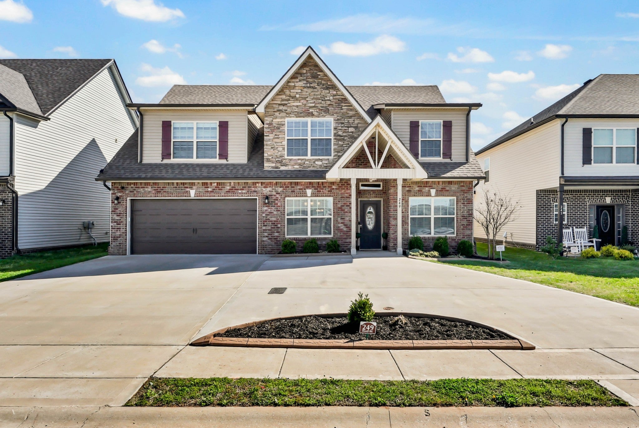 Photo of Listing #3159415