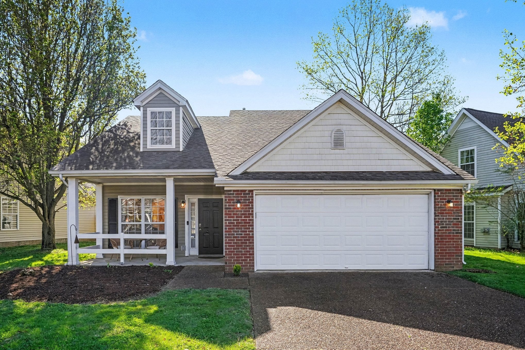 Photo of Listing #3159452