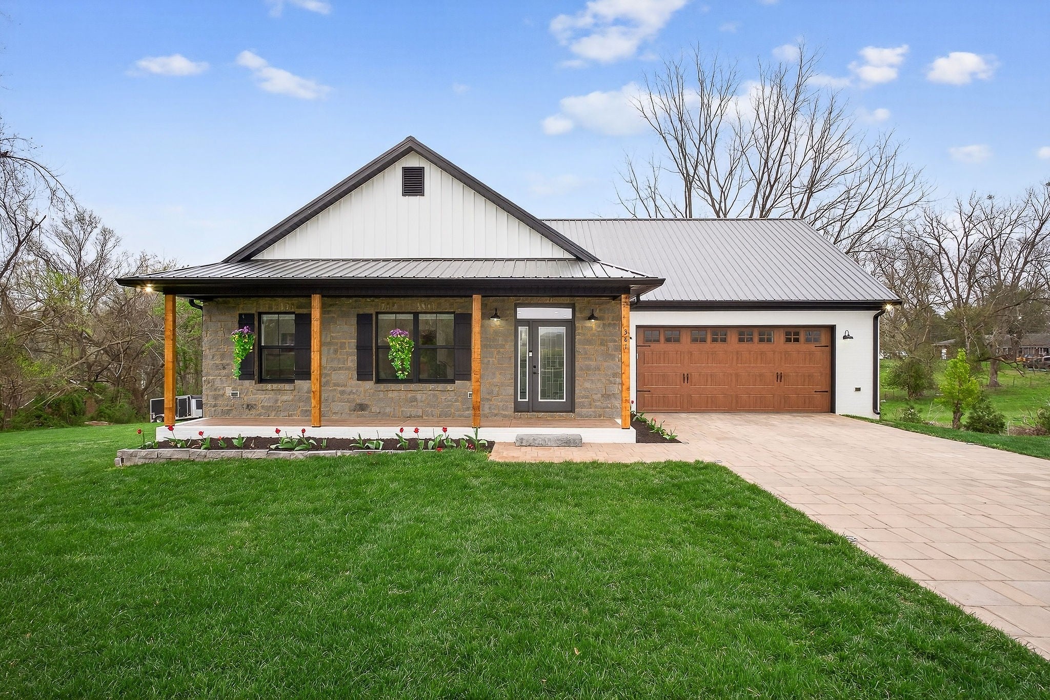 Photo of Listing #3159540