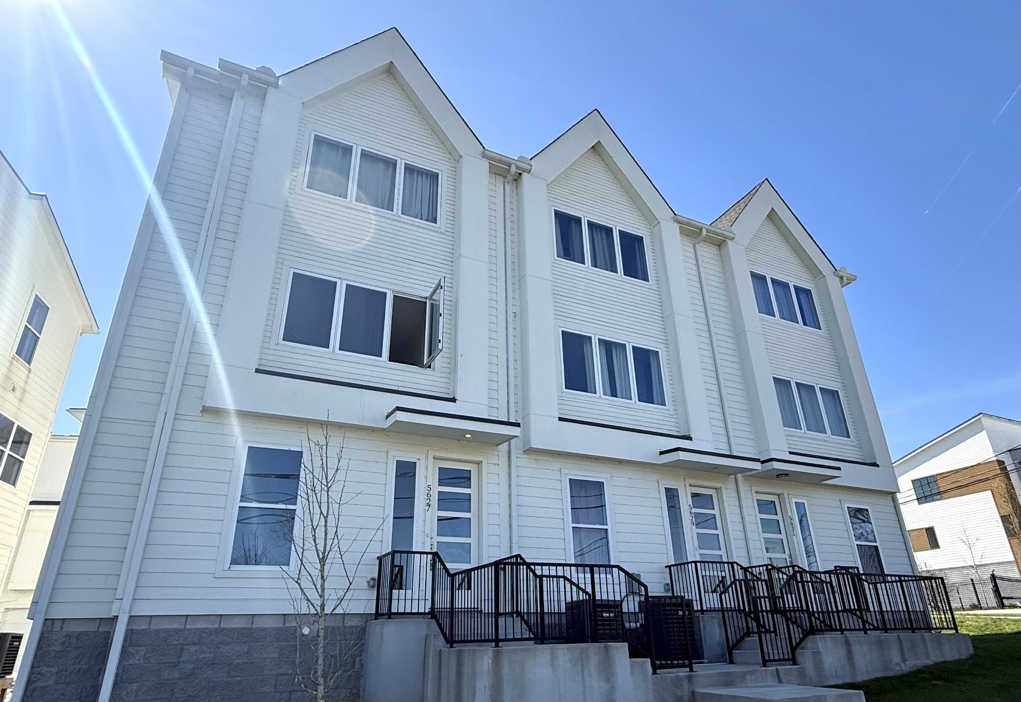 Photo of Listing #3159661